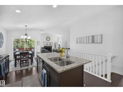 27 SILVERSTONE DR photo 15