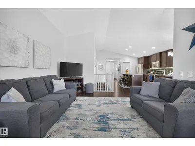 27 SILVERSTONE DR photo 21