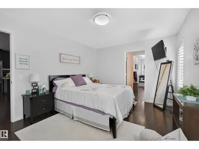 27 SILVERSTONE DR photo 23