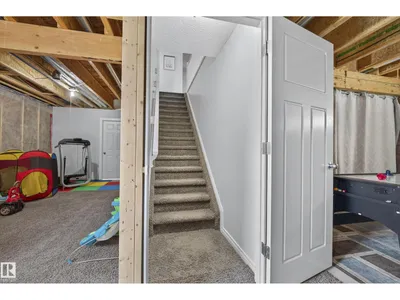 27 SILVERSTONE DR photo 31