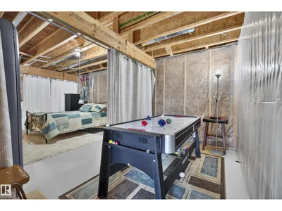 27 SILVERSTONE DR photo 34