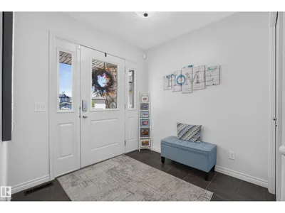 27 SILVERSTONE DR photo 8
