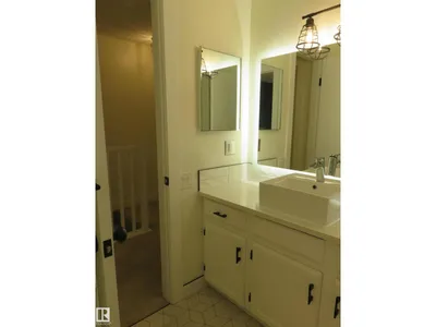 8065 178 ST NW NW photo 23
