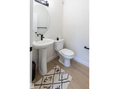 6306 65 Ave photo 4