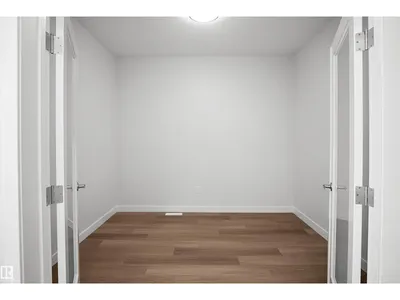 1631 11 AV NW photo 22