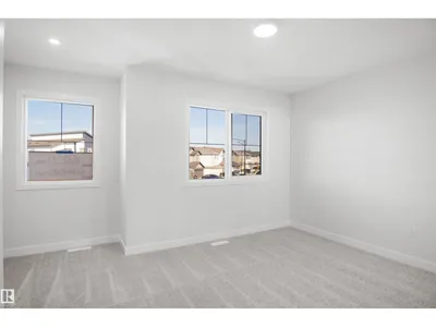 1631 11 AV NW photo 35