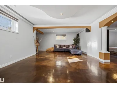 10819 175 AV NW photo 45