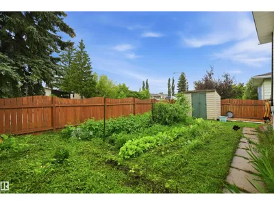 6903 151 AV NW photo 33