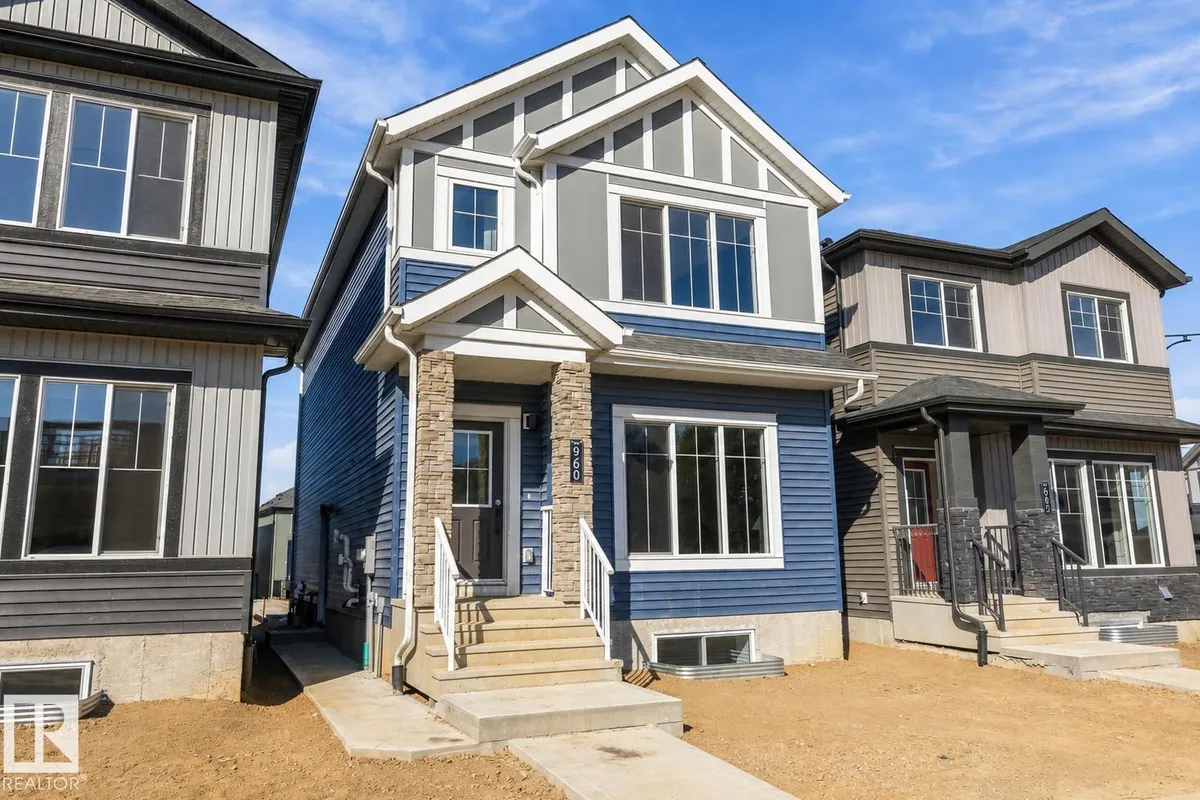 960 Elderberry LD NW NW exterior