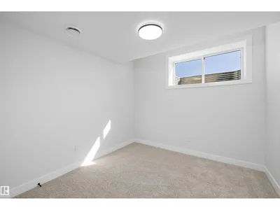 960 Elderberry LD NW NW photo 45