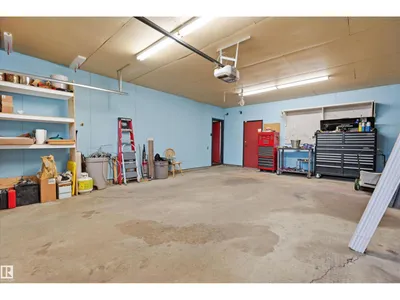 6903 151 AV NW photo 26
