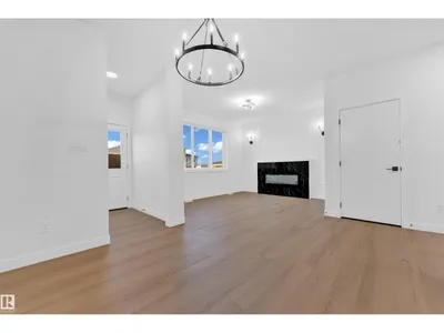 16 Westwyck LI photo 24