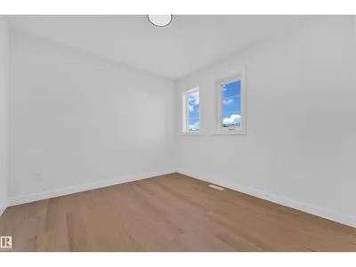 16 Westwyck LI photo 32