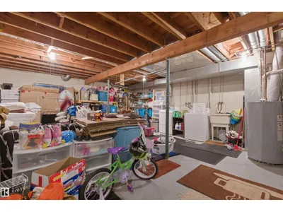 7115-7121 80 AV NW photo 21