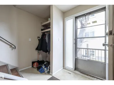 7115-7121 80 AV NW photo 23