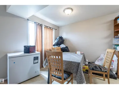 7115-7121 80 AV NW photo 27