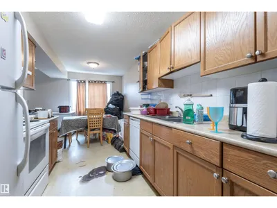 7115-7121 80 AV NW photo 29