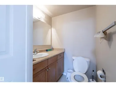 7115-7121 80 AV NW photo 30