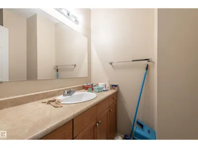7115-7121 80 AV NW photo 37