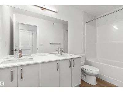 18927 28 AV NW photo 39