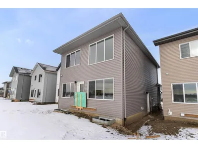 18927 28 AV NW photo 51