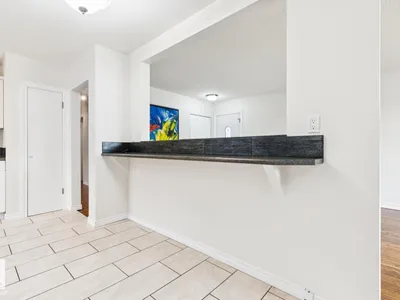 8709 164A ST NW photo 16