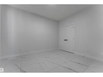 3132 7 Avenue SW photo 11