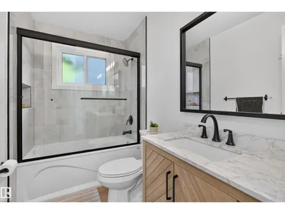 9212 150 AV NW photo 19