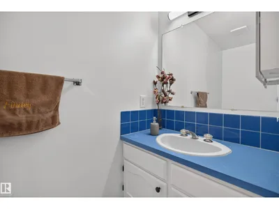9212 150 AV NW photo 23