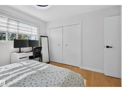 9212 150 AV NW photo 24