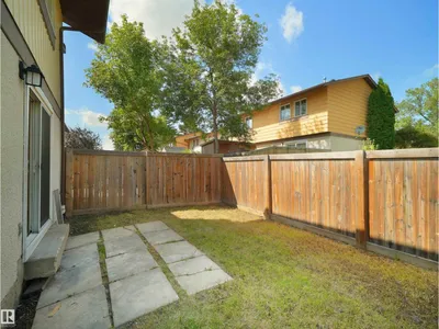 126 Woodstock NW photo 28