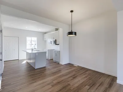 3611 TRIOMPHE BV photo 6