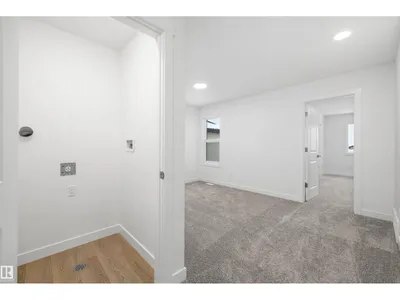 2816 190 ST NW photo 32