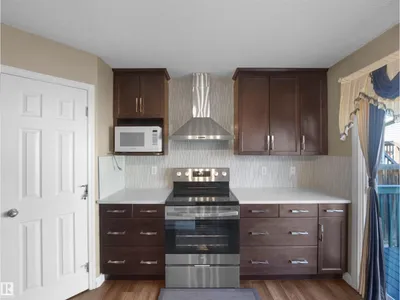 3122 30 AV NW photo 30