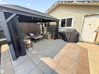 16046 95 AV NW photo 38