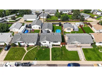 16046 95 AV NW photo 50