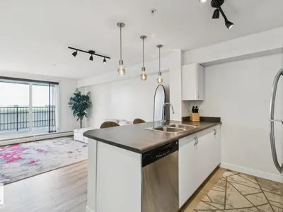 #126 920 156 ST NW NW photo 6
