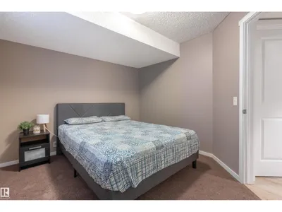 165 62 ST SW photo 34