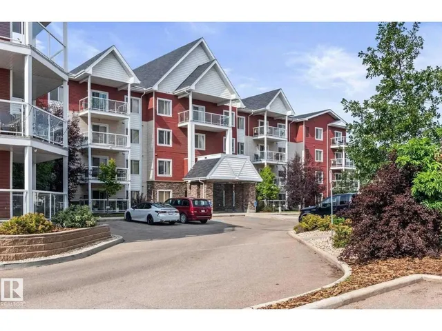 #109 2207 44 AV NW, Edmonton