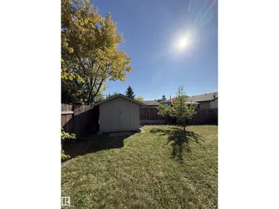 3723 46 ST NW NW photo 30