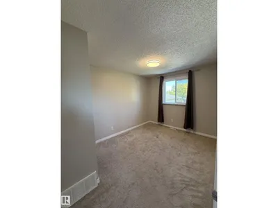 3723 46 ST NW NW photo 16