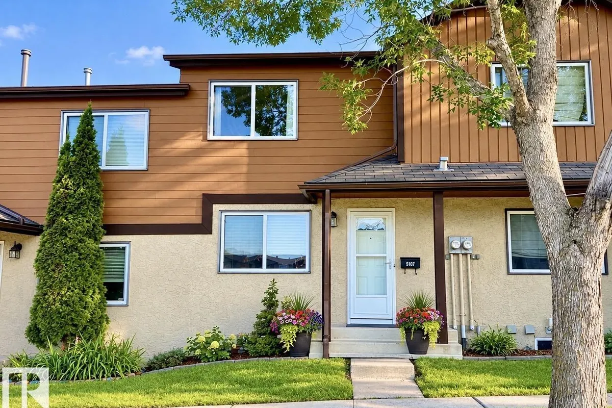 5107 146 AV NW exterior