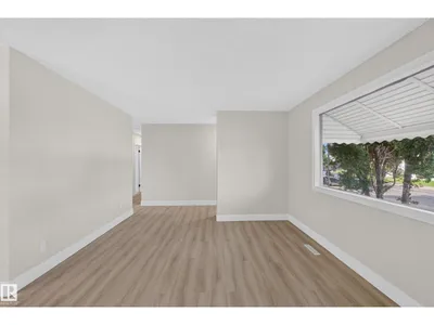 13511 114 ST NW photo 13