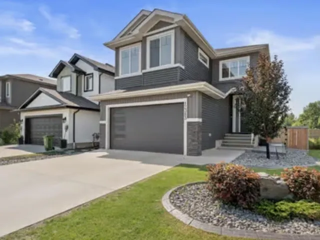 12383 176 AV NW, Edmonton