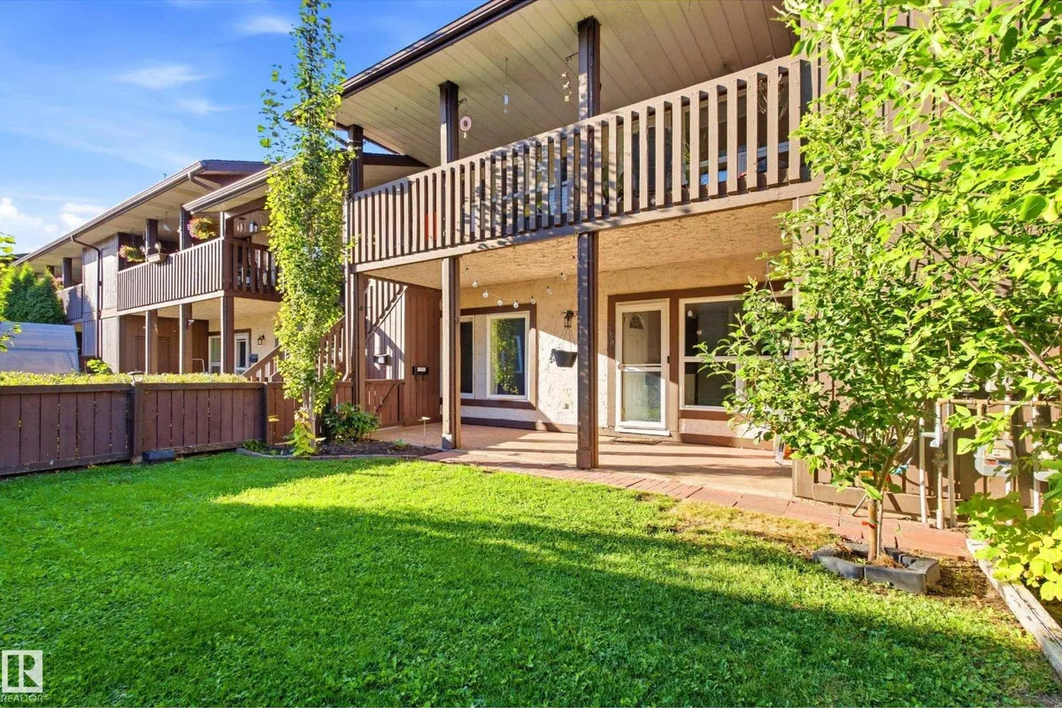 258 SURREY GARDENS NW exterior