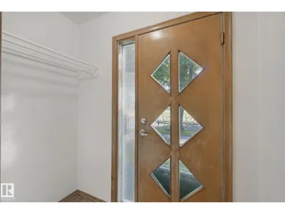 12126 57 ST NW photo 5