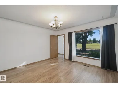12126 57 ST NW photo 8