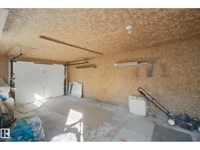 12126 57 ST NW photo 28