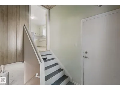 12126 57 ST NW photo 20