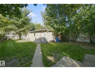 12126 57 ST NW photo 29